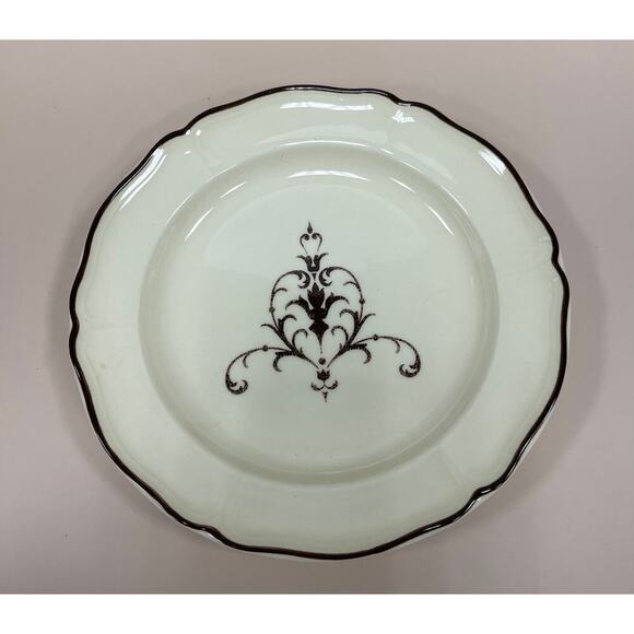 Wedgwood Queen's Ware Queen's Filigree Plate. KK412 - Picture 1 of 2